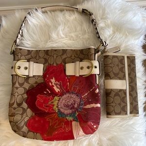 Coach Logo Bag With Ivory & Red Signature Poppy Hobo With Matching Large Wallet